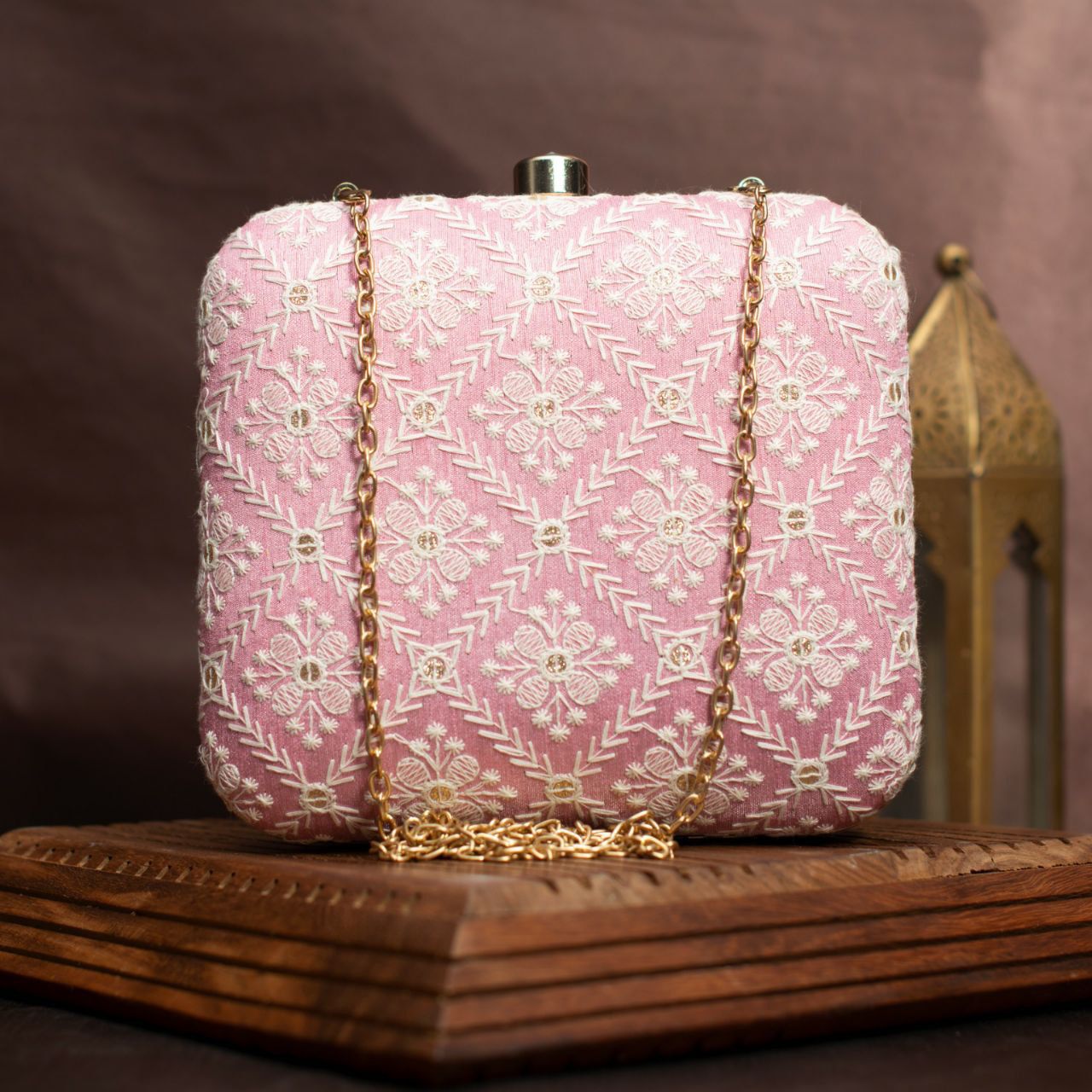 Ethnic Embroidery Clutch Bag