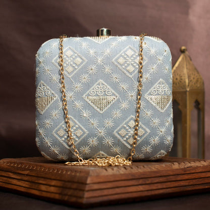 Ethnic Embroidery Clutch Bag